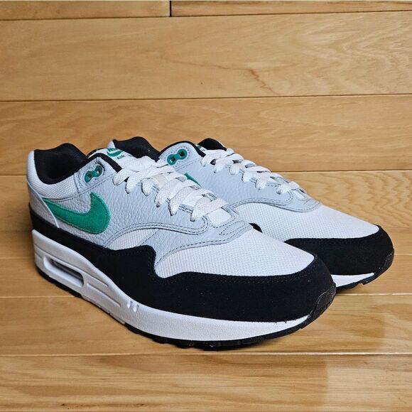 Nike Air Max 1 White Stadium Green Black Mens Shoe Sneaker FN6952-100 - Picture 3 of 12